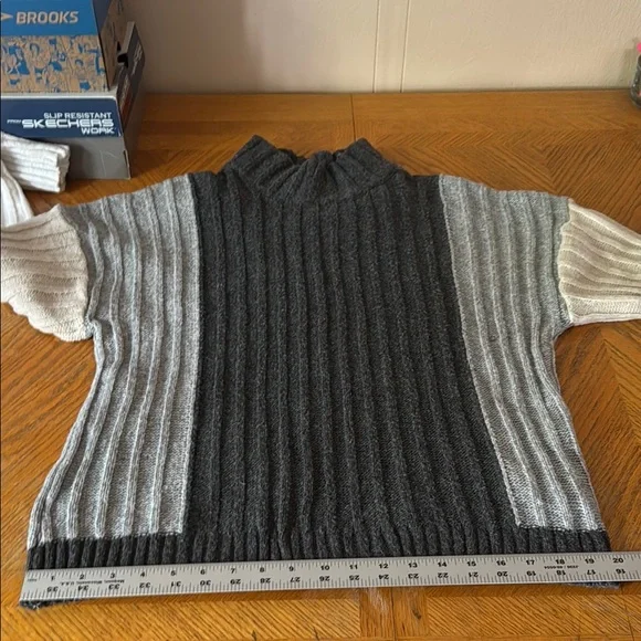 Time and Tru Black and Gray Ribbed Turtleneck Sweater - Picture 9 of 13